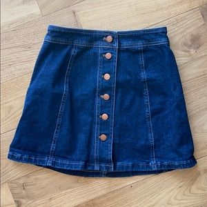 Madewell Denim Button Mini Skirt!